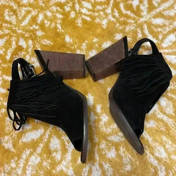 lucky brand adjustable fringe suede open toe block heel 8.5 - Picture 2 of 9